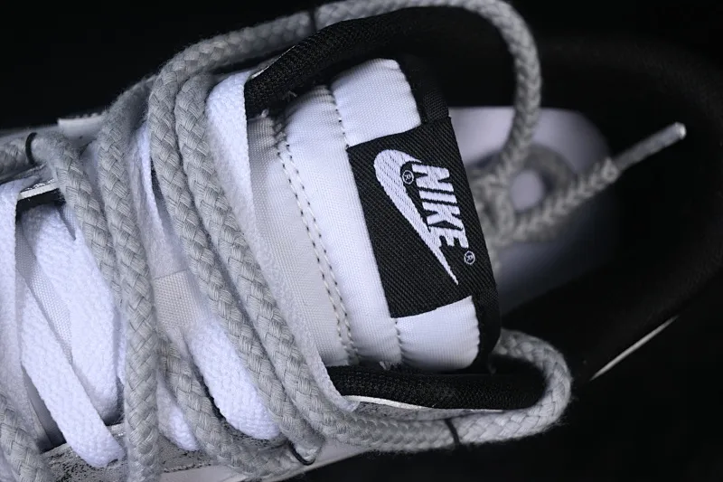All categories Nk SB Dunk Series Nk SB Dunk Low High-end customized low-top sneakers Nike SB Dunk Low straps Anniversary high-end customized low-top casual sneakers DD1391-100